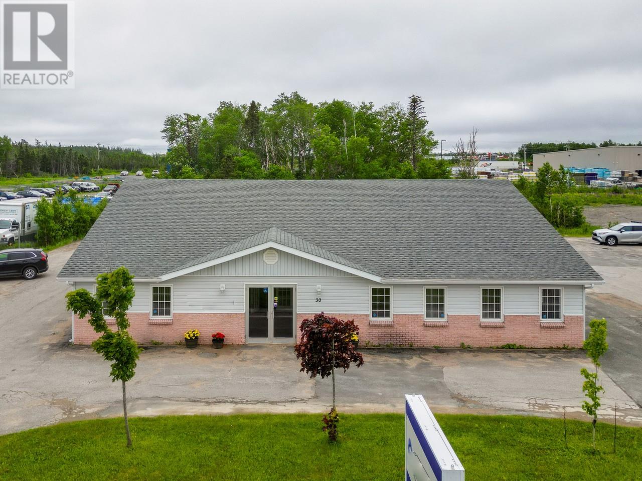 30 Roe Avenue, Gander, Newfoundland & Labrador  A1V 1W7 - Photo 1 - 1290073