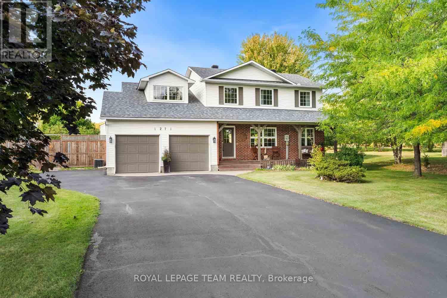 Property at 1271 COLLIER CRESCENT image 1