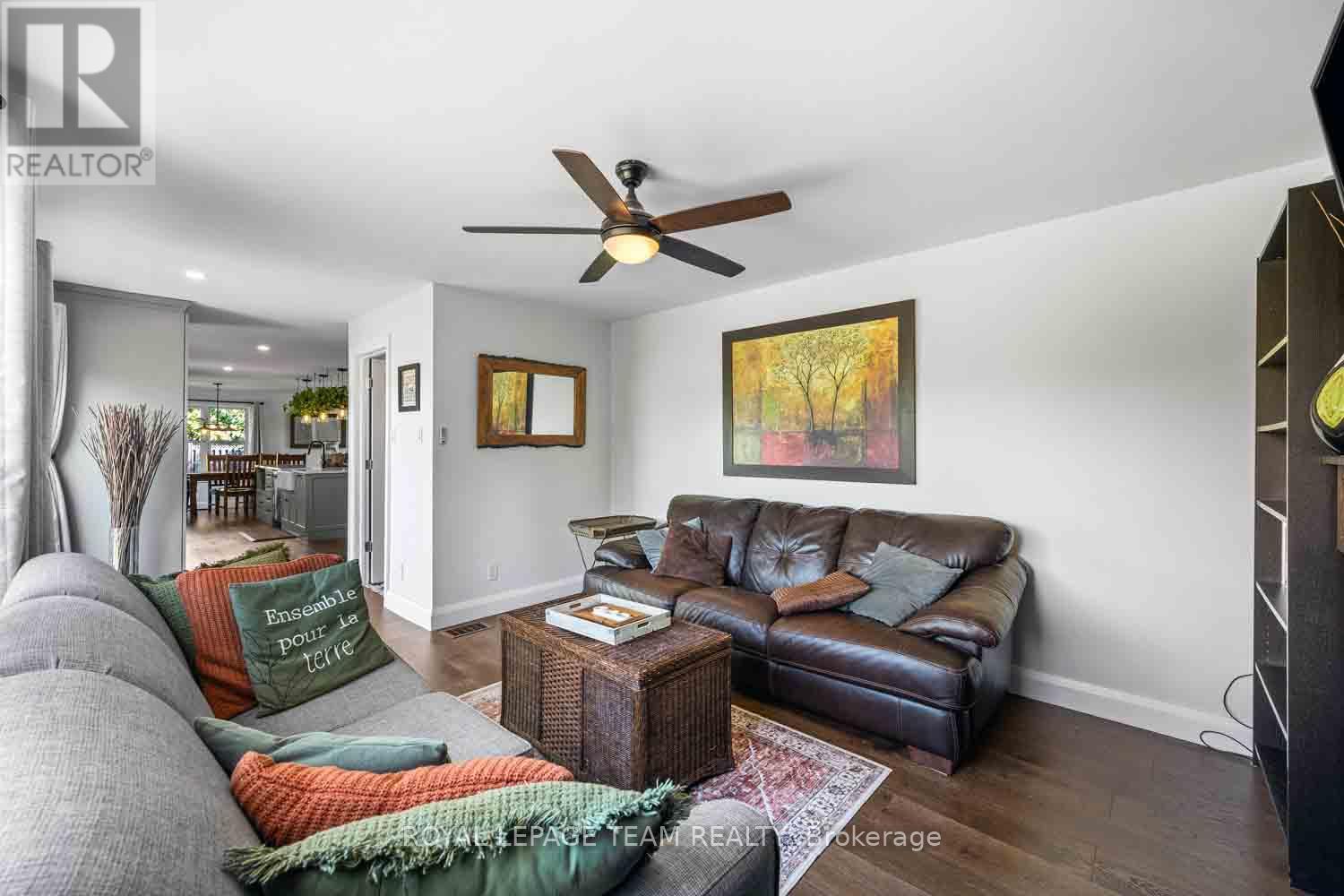 1271 Collier Crescent, Ottawa, Ontario  K4P 1C1 - Photo 20 - X12399241