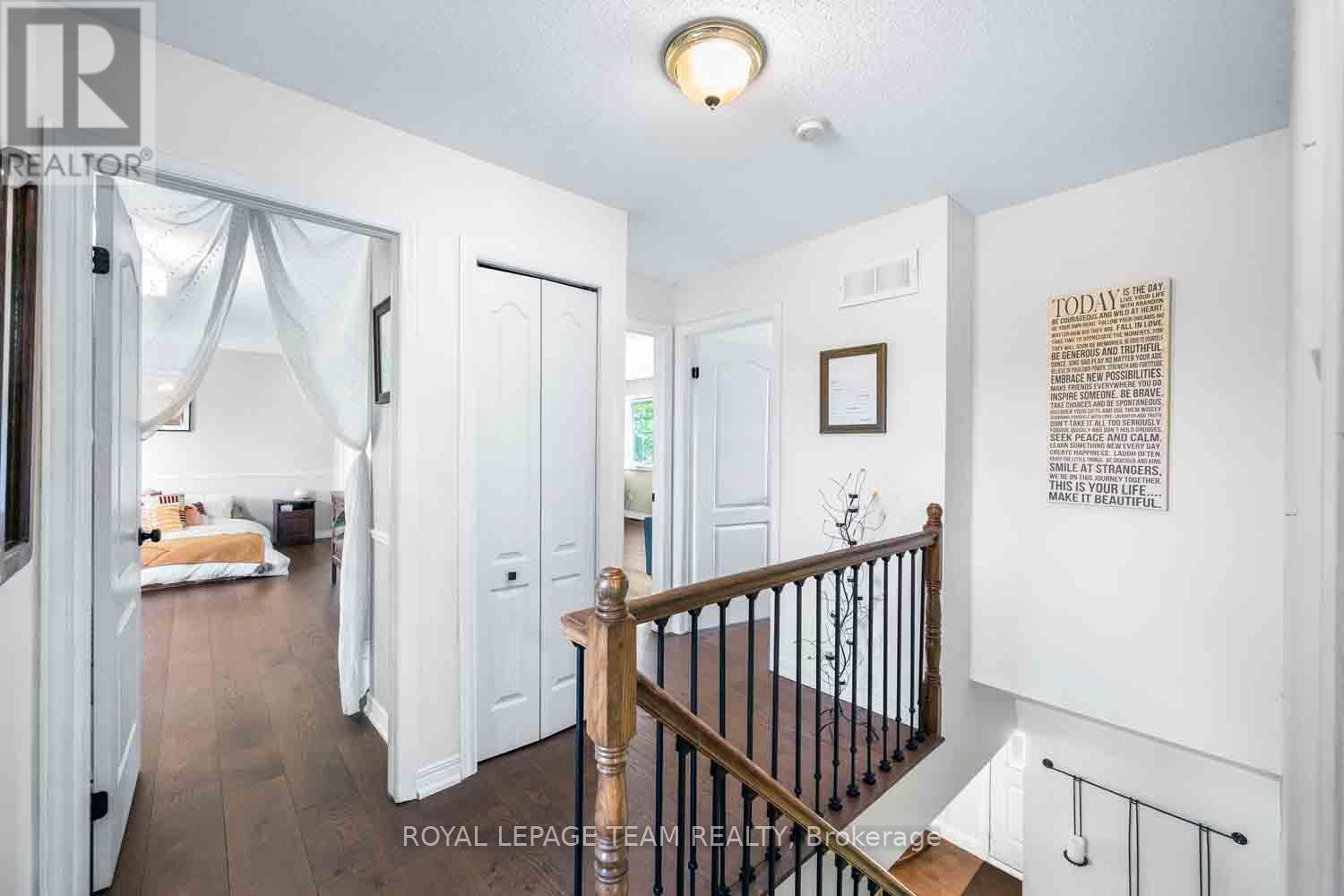 1271 Collier Crescent, Ottawa, Ontario  K4P 1C1 - Photo 22 - X12399241