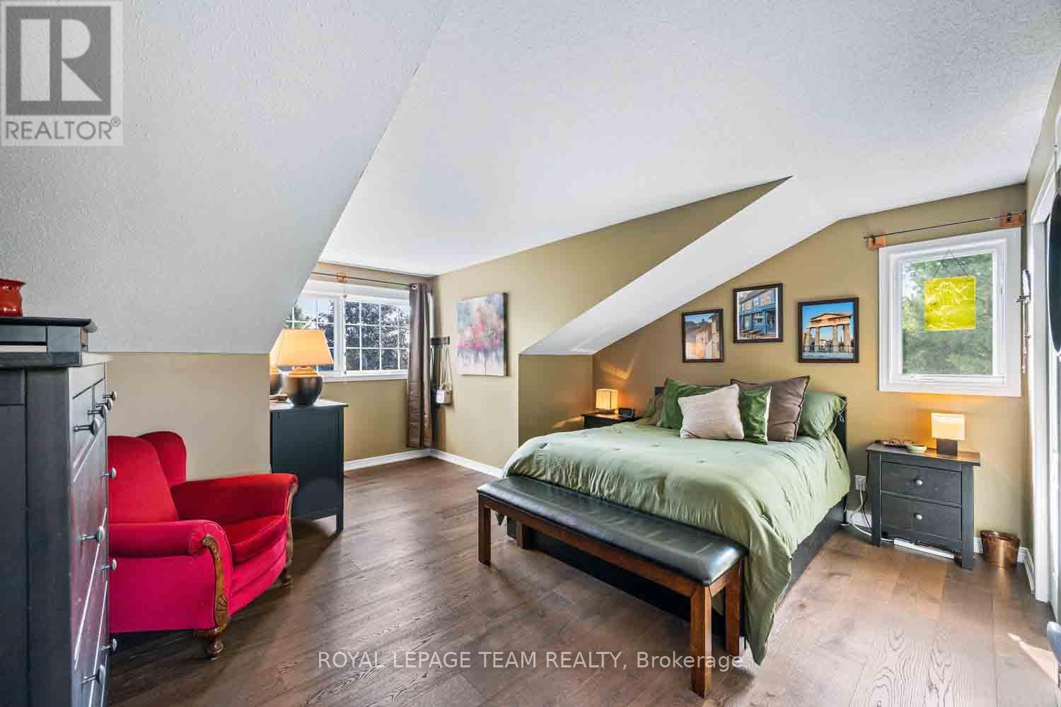 1271 Collier Crescent, Ottawa, Ontario  K4P 1C1 - Photo 23 - X12399241