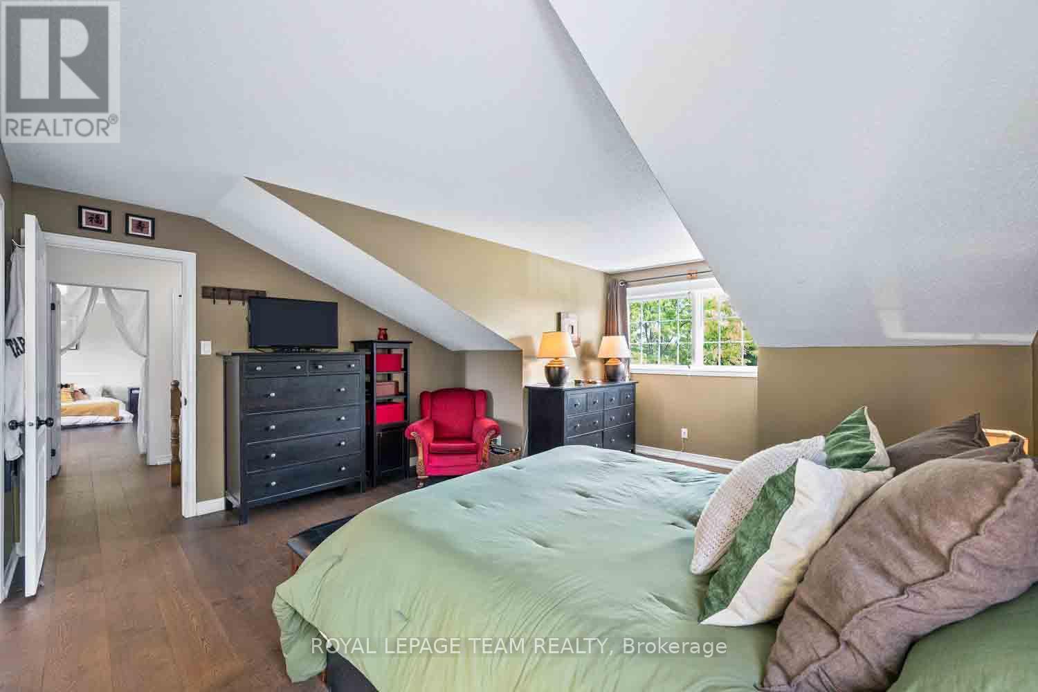 1271 Collier Crescent, Ottawa, Ontario  K4P 1C1 - Photo 24 - X12399241