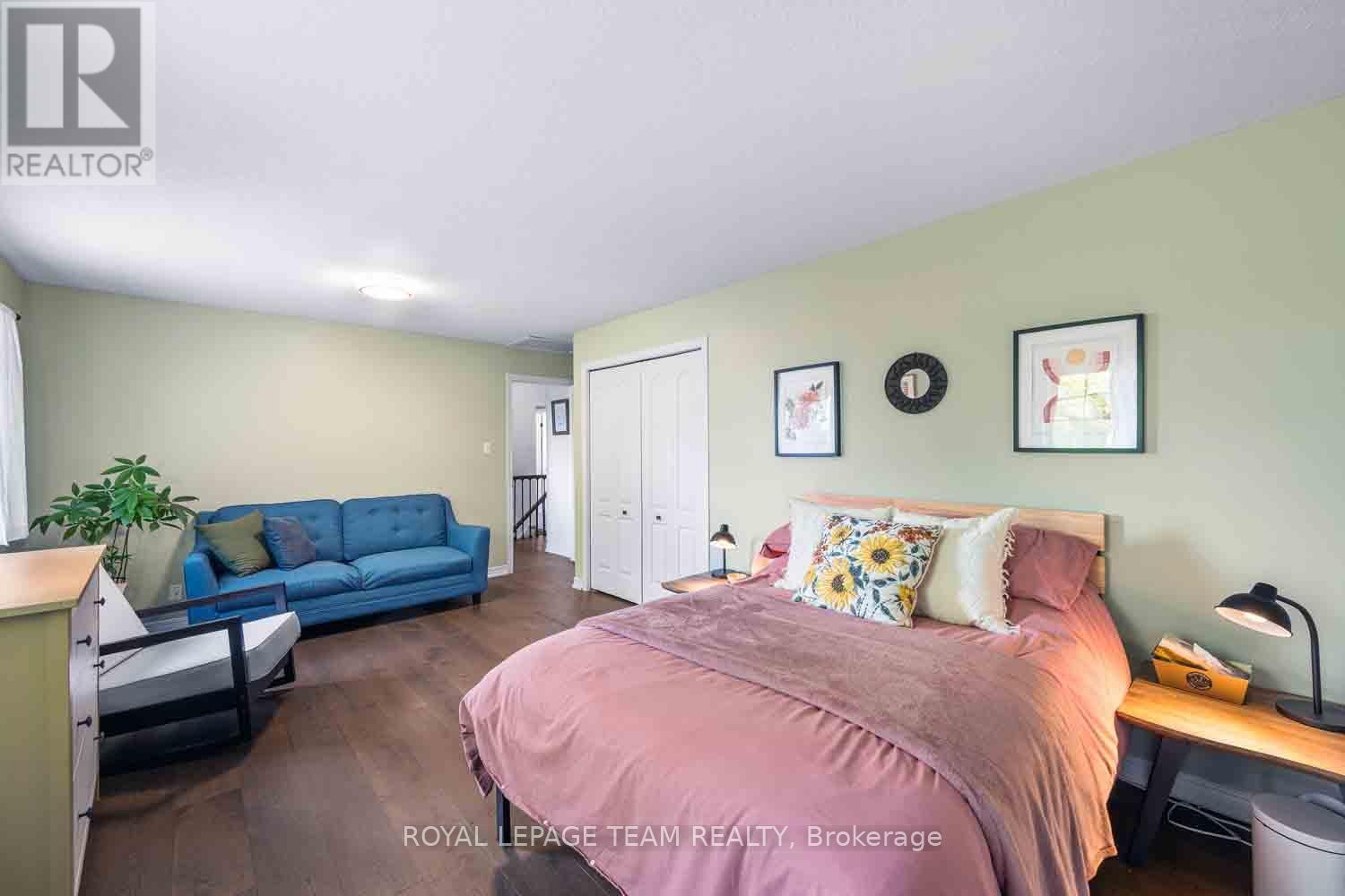 1271 Collier Crescent, Ottawa, Ontario  K4P 1C1 - Photo 32 - X12399241