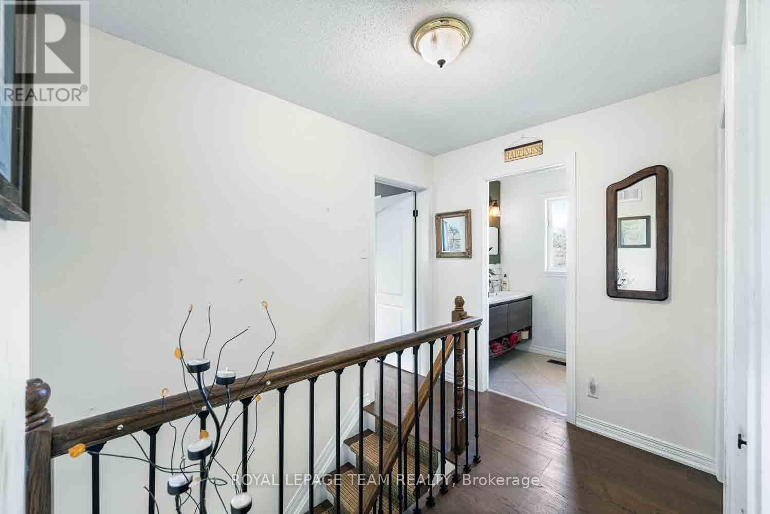 1271 Collier Crescent, Ottawa, Ontario  K4P 1C1 - Photo 35 - X12399241