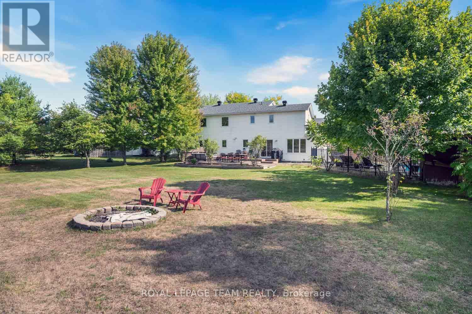 1271 Collier Crescent, Ottawa, Ontario  K4P 1C1 - Photo 46 - X12399241