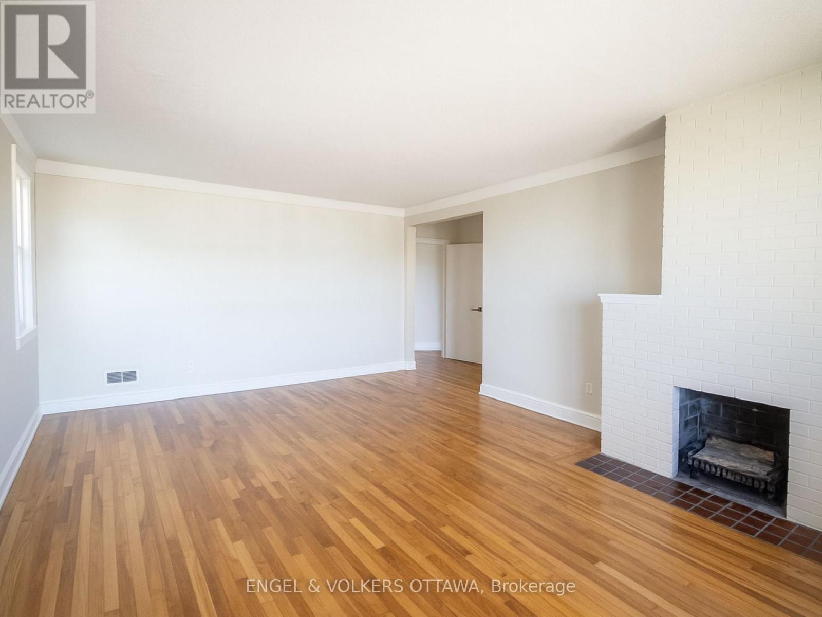 2114 Carling Avenue, Ottawa, Ontario  K2A 1G9 - Photo 6 - X12399247