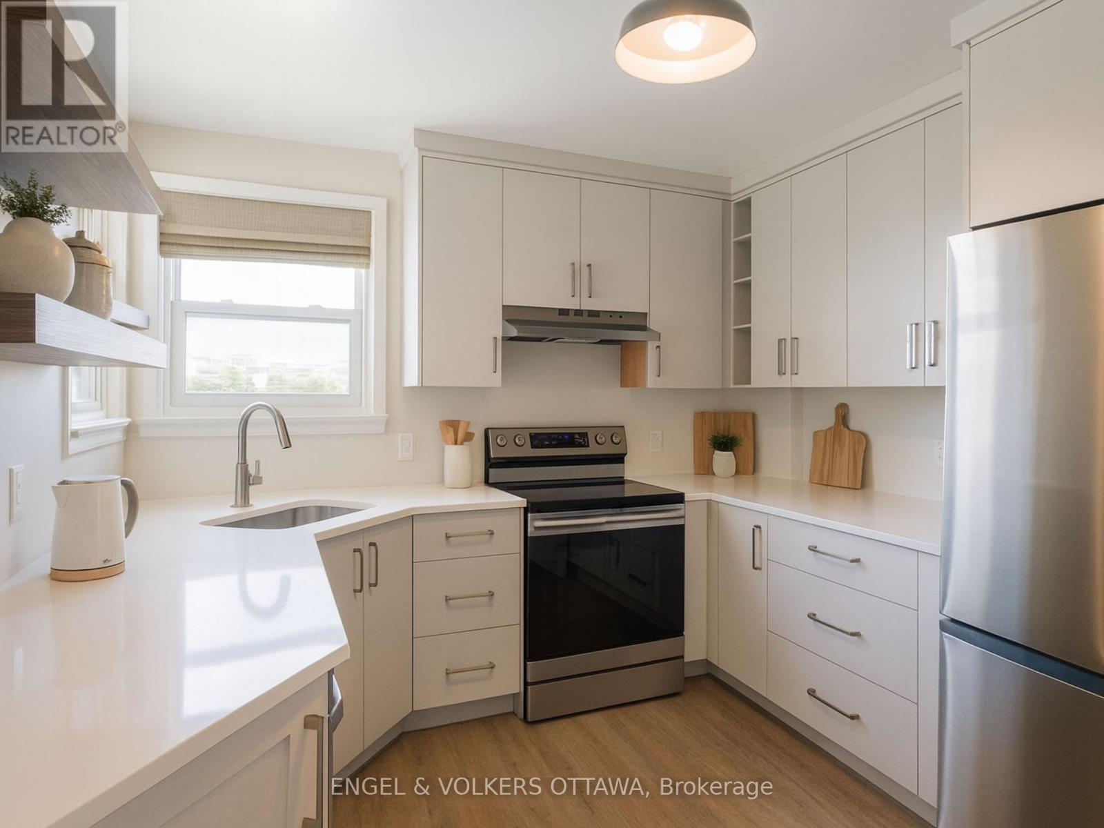 2114 Carling Avenue, Ottawa, Ontario  K2A 1G9 - Photo 9 - X12399247