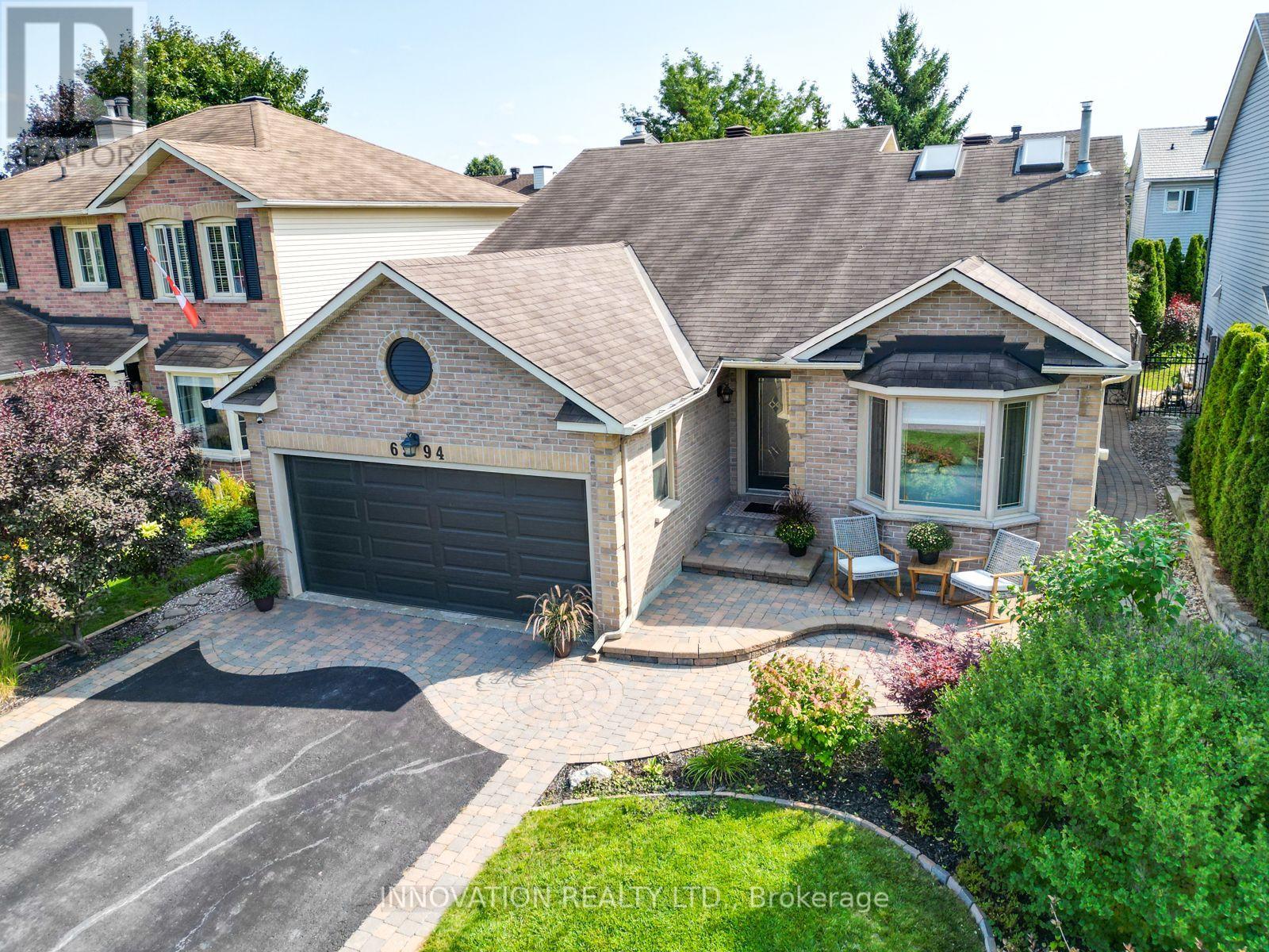 Property at 6594 DELORME AVENUE image 2