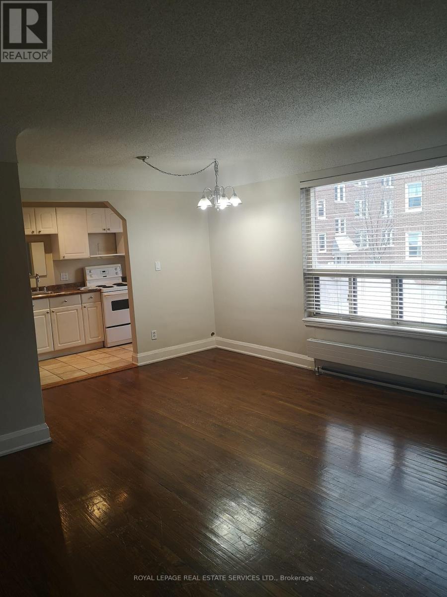 8 - 10 Rockwood Place, Hamilton, Ontario  L8N 2G2 - Photo 5 - X12399192