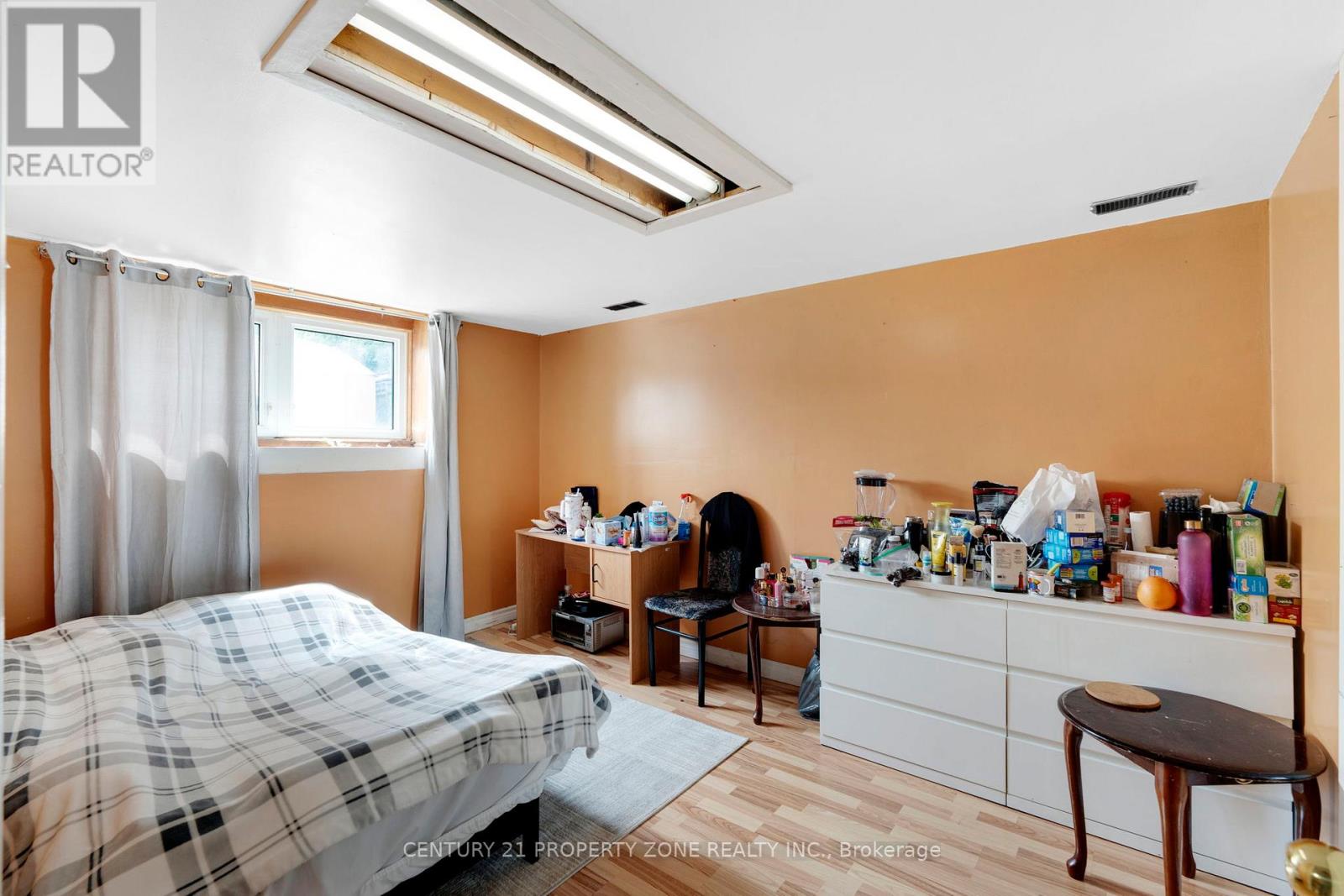 138 Berkindale Drive, Hamilton, Ontario  L8E 1M5 - Photo 18 - X12399206