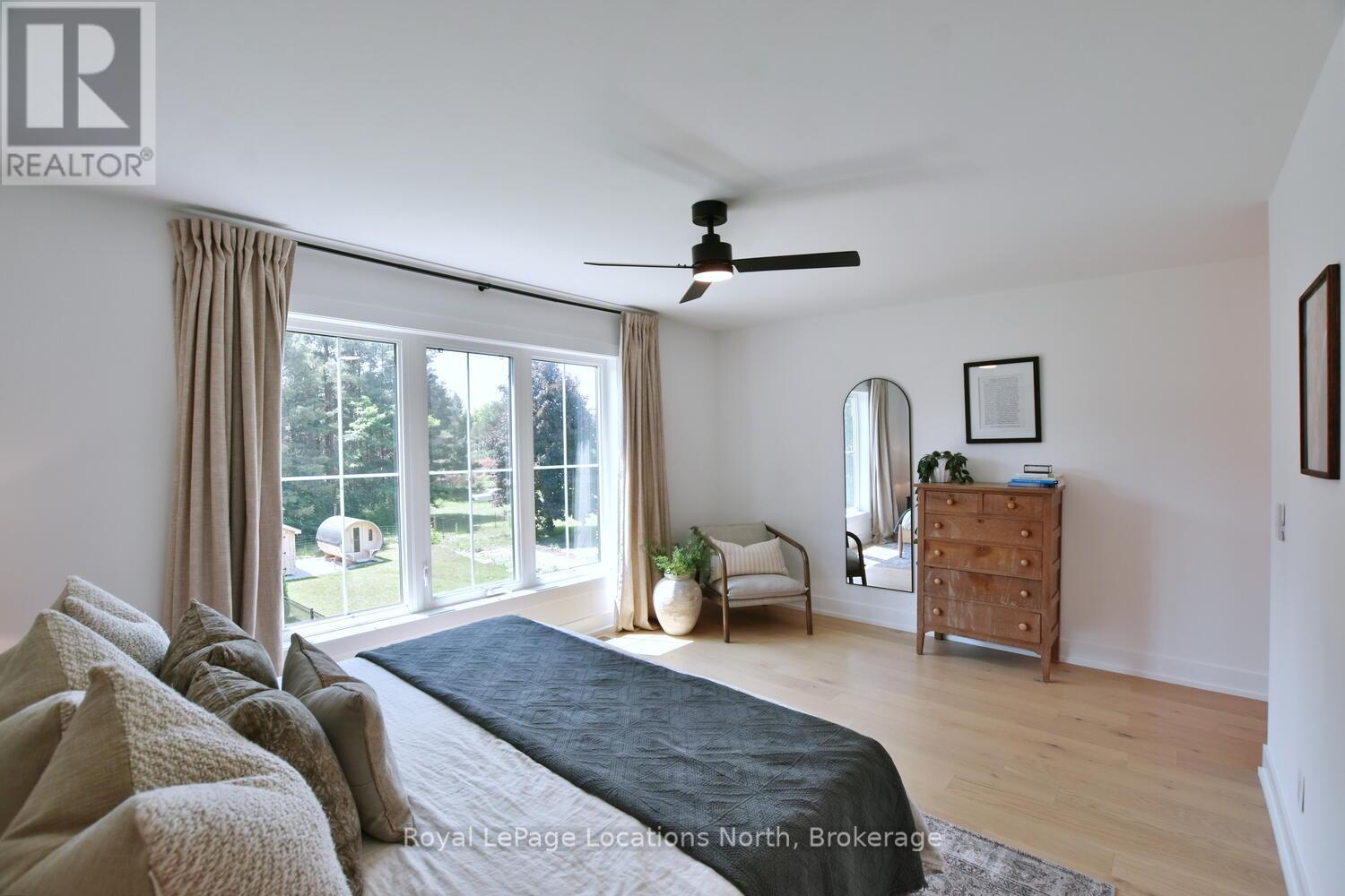 11 Locke Avenue, Clearview, Ontario  L0M 1S0 - Photo 33 - S12399273