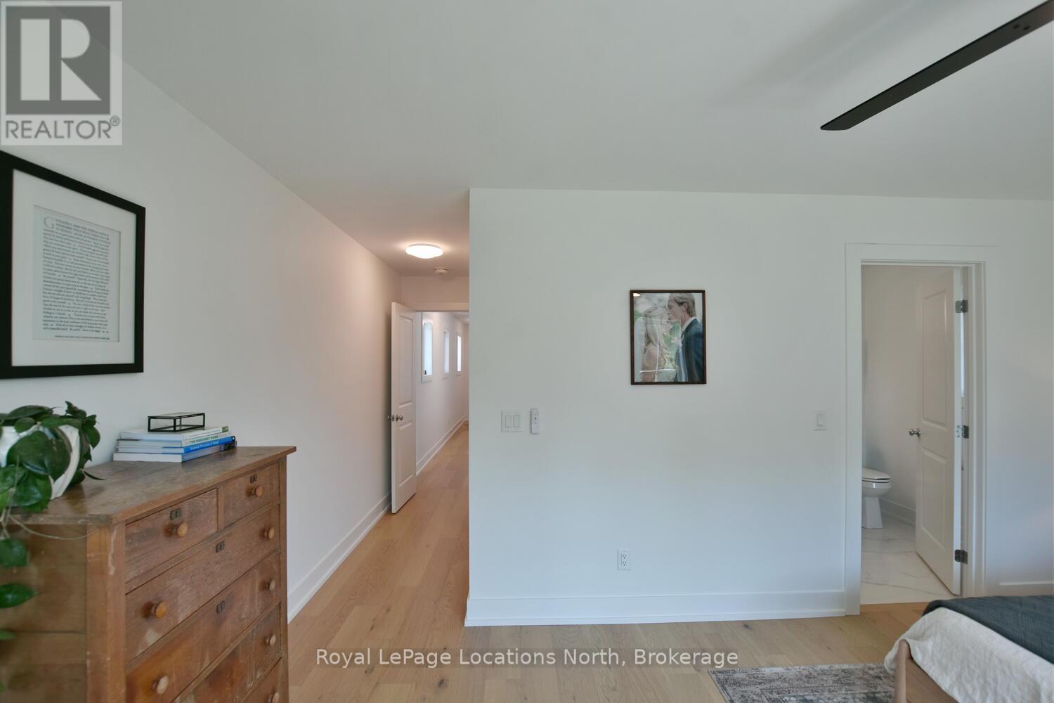 11 Locke Avenue, Clearview, Ontario  L0M 1S0 - Photo 34 - S12399273