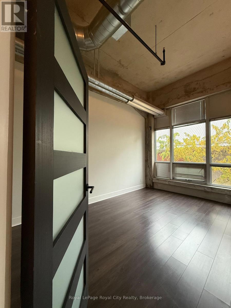 106 - 26 Ontario Street, Guelph, Ontario  N1E 7K1 - Photo 12 - X12399278