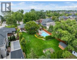 22 WENDAKEE Drive, Hamilton, Ontario