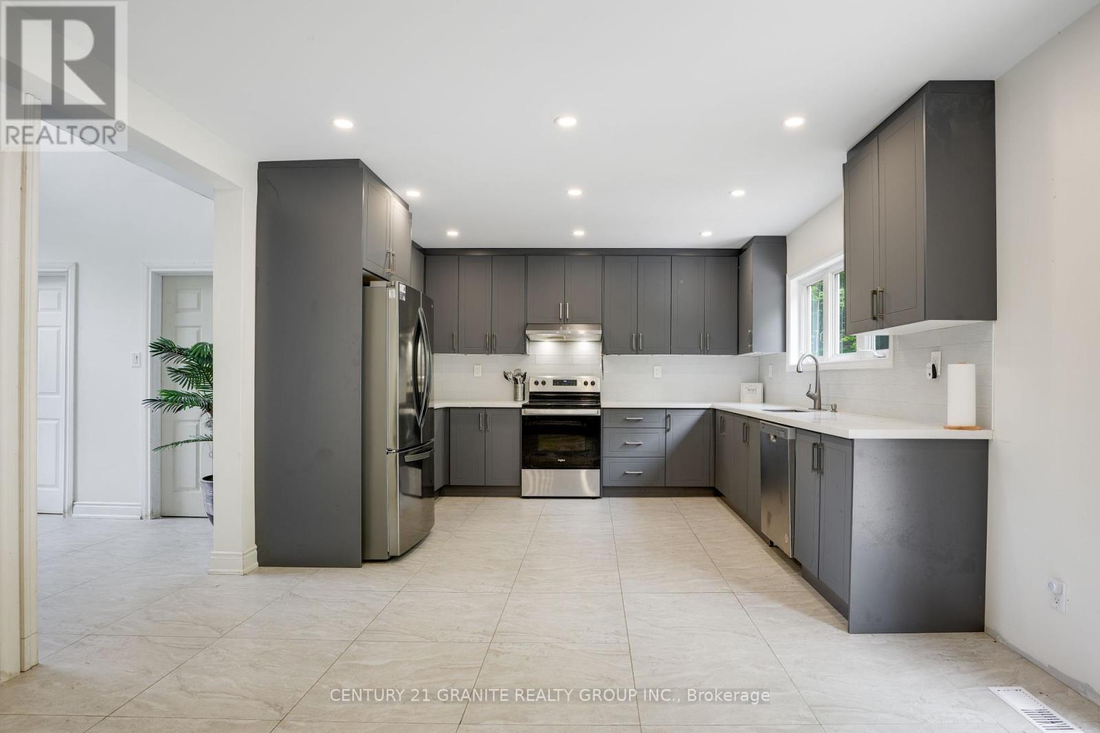 1049 Limerick Lake Road, Limerick, Ontario  K0L 1W0 - Photo 4 - X12399274