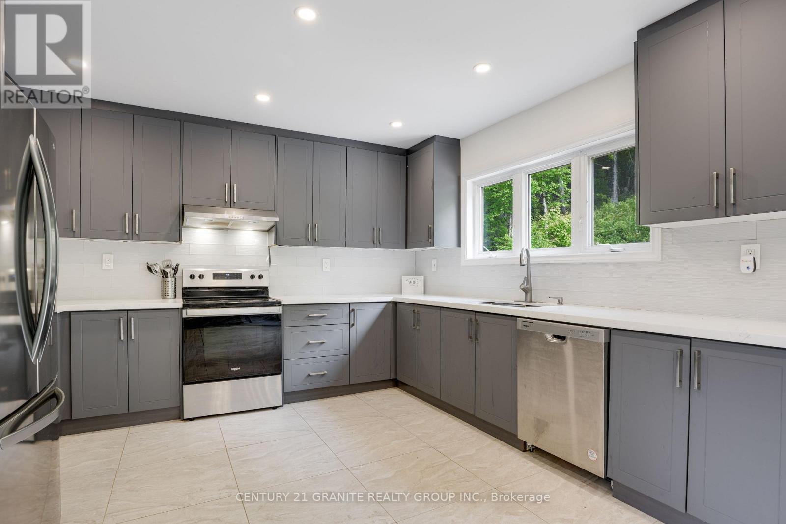 1049 Limerick Lake Road, Limerick, Ontario  K0L 1W0 - Photo 5 - X12399274