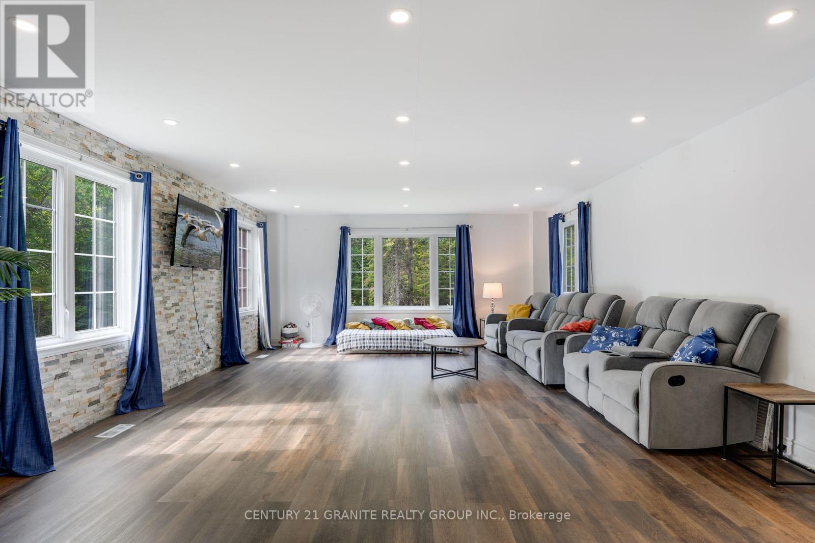 1049 Limerick Lake Road, Limerick, Ontario  K0L 1W0 - Photo 8 - X12399274