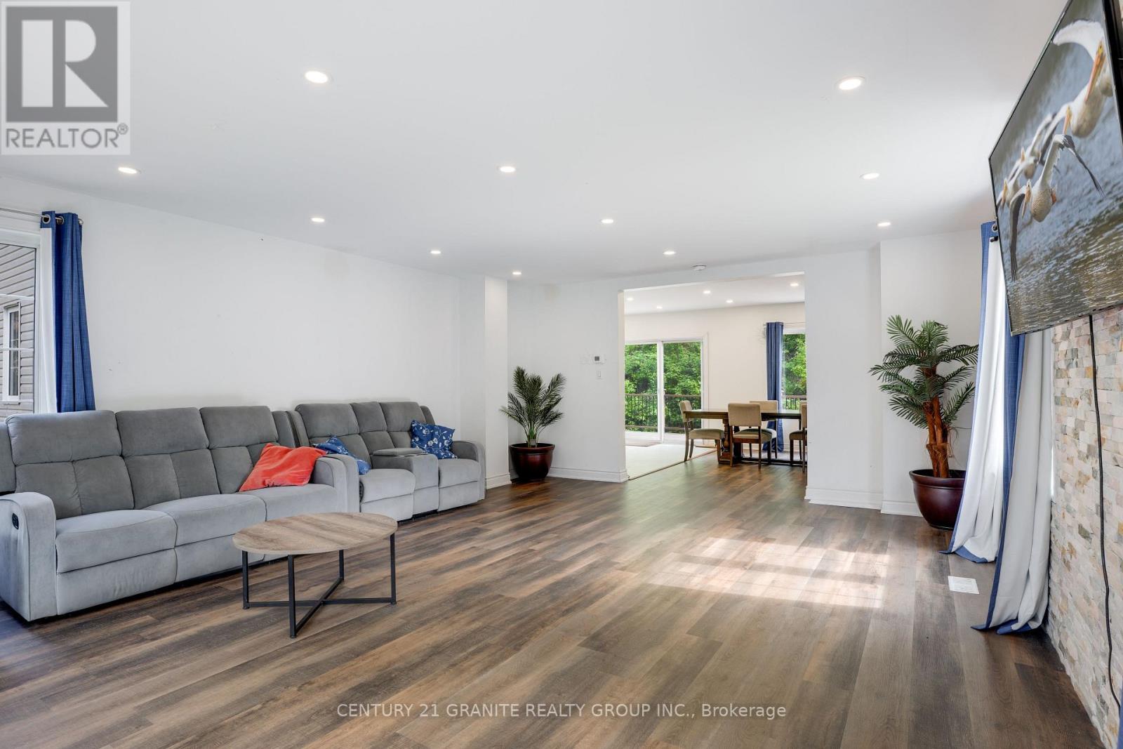 1049 Limerick Lake Road, Limerick, Ontario  K0L 1W0 - Photo 9 - X12399274