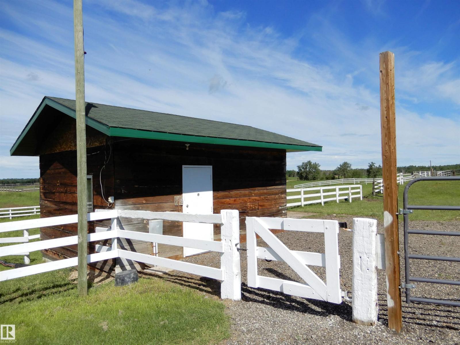 1320 Twsp 570, Rural Barrhead County, Alberta  T0E 1V0 - Photo 27 - E4457410