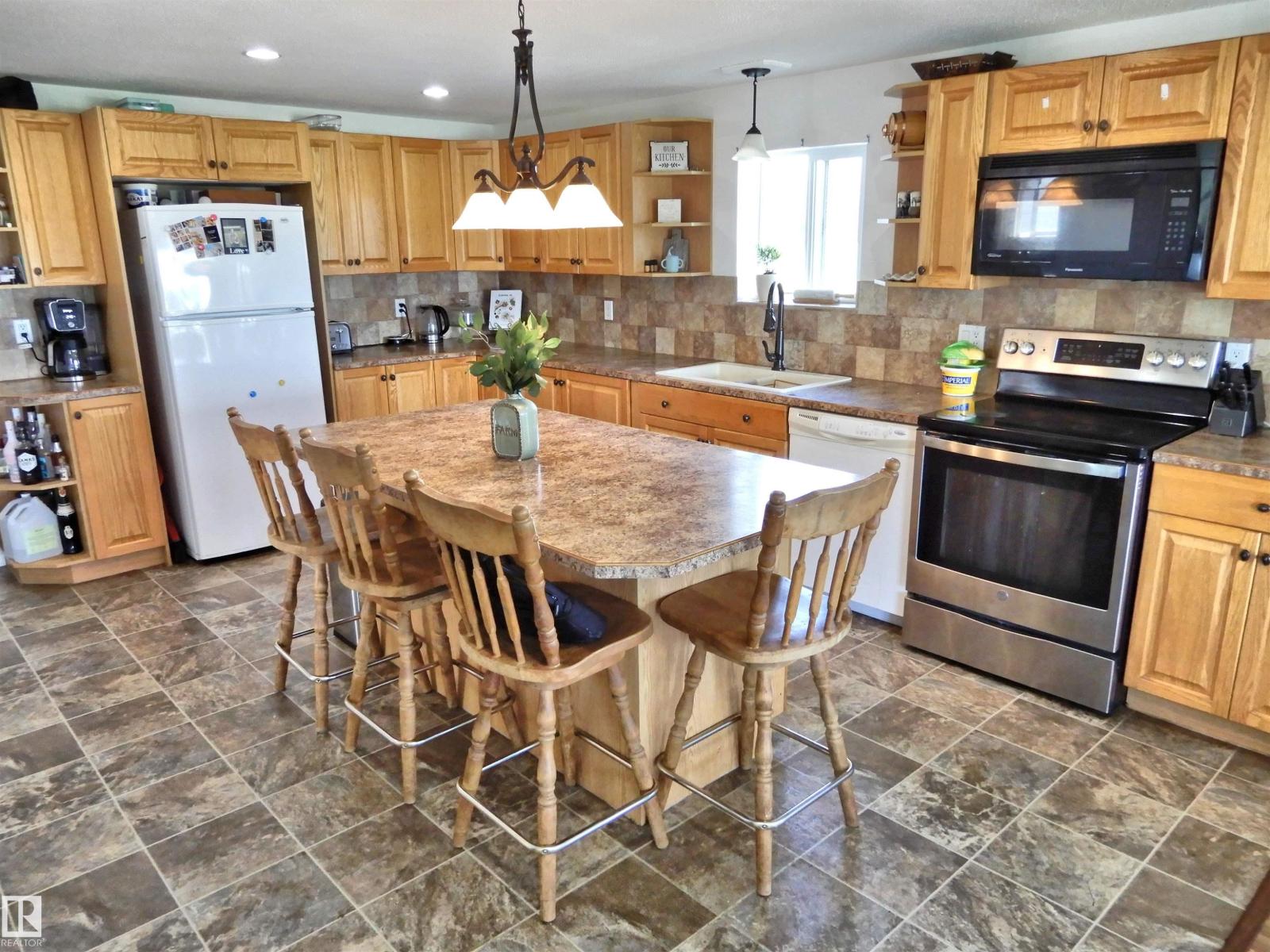 1320 Twsp 570, Rural Barrhead County, Alberta  T0E 1V0 - Photo 7 - E4457410