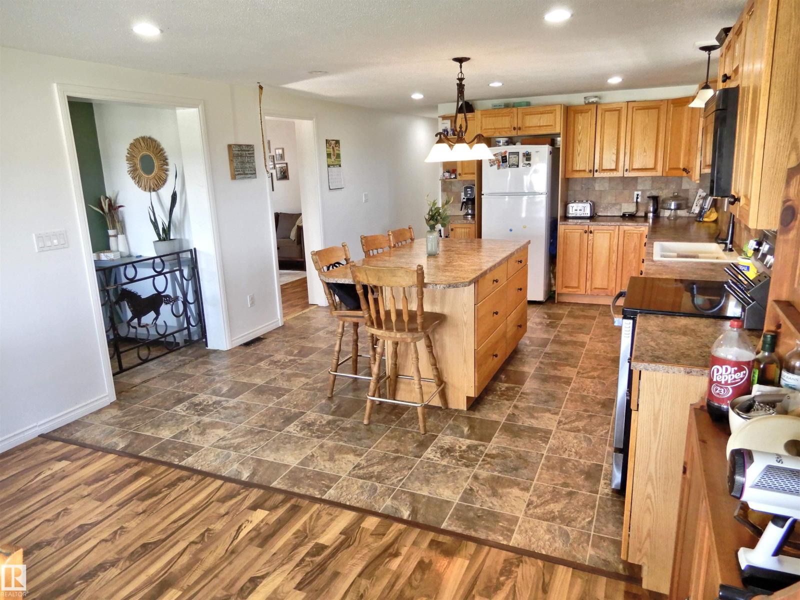 1320 Twsp 570, Rural Barrhead County, Alberta  T0E 1V0 - Photo 8 - E4457410