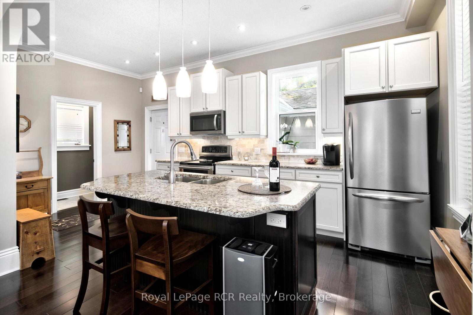 1198 4th Avenue W, Owen Sound, Ontario  N4K 4W5 - Photo 13 - X12393648