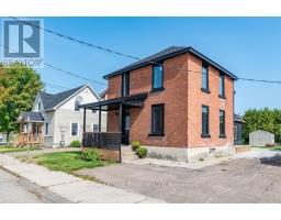 47 Bonnechere Street N, Renfrew, Ca