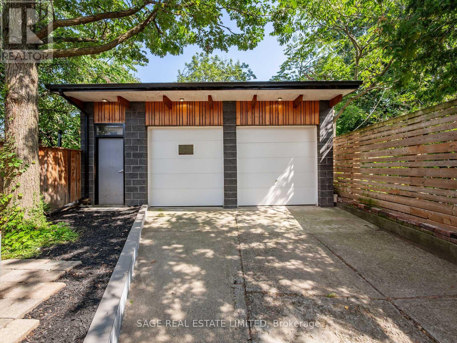 53 Jersey Avenue, Toronto, Ontario  M6G 3A4 - Photo 5 - C12394708