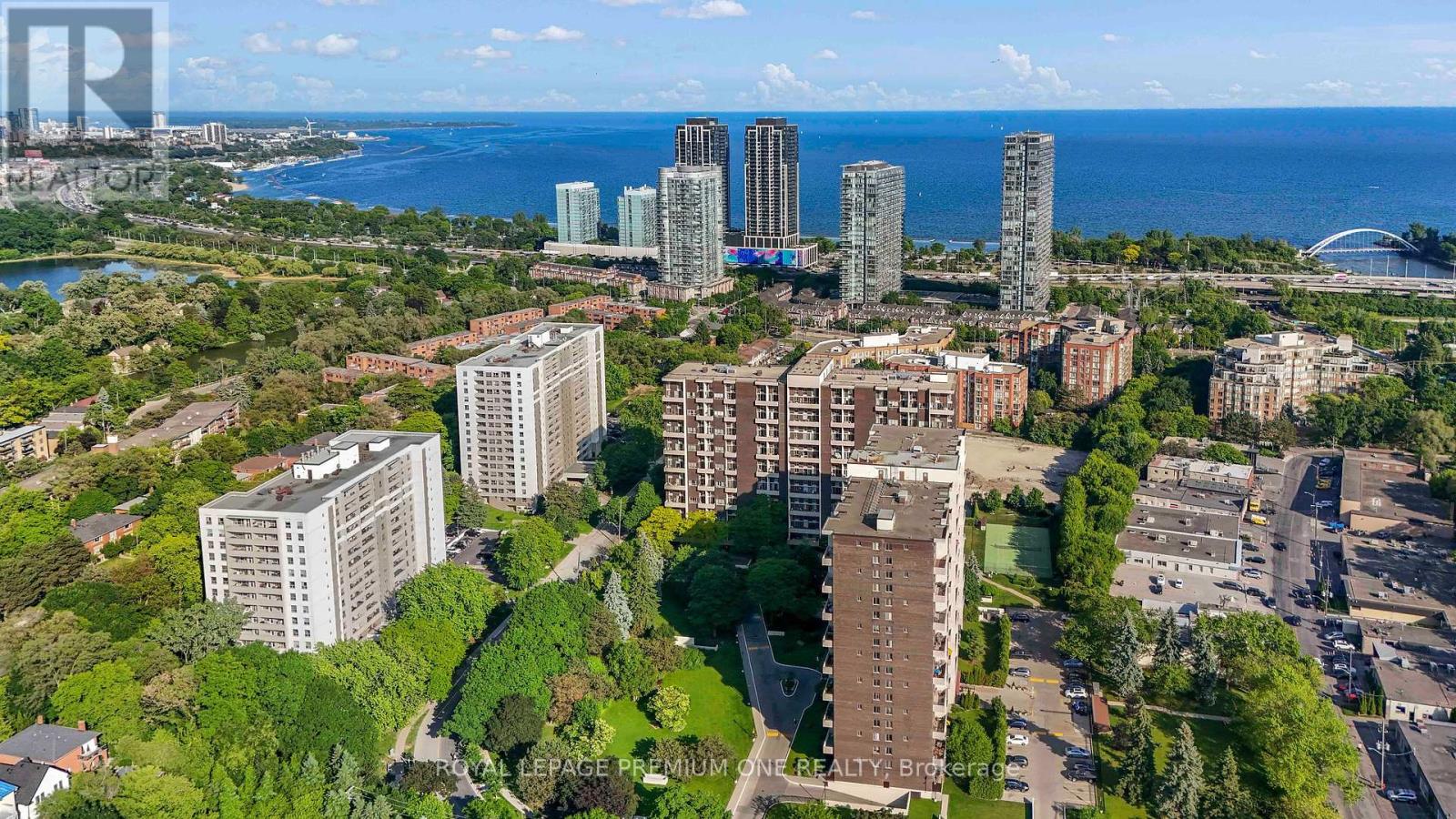 608 - 60 Southport Street, Toronto (High Park-Swansea), Ontario  M6S 3N4 - Photo 43 - W12391612