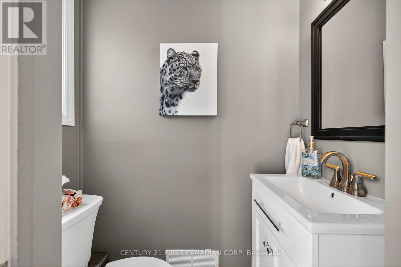 1432 Norman Place, London South, Ontario  N6K 2S7 - Photo 17 - X12378499