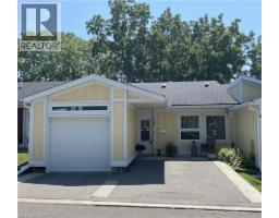 37 BISHOP TONNOS Way, hamilton, Ontario