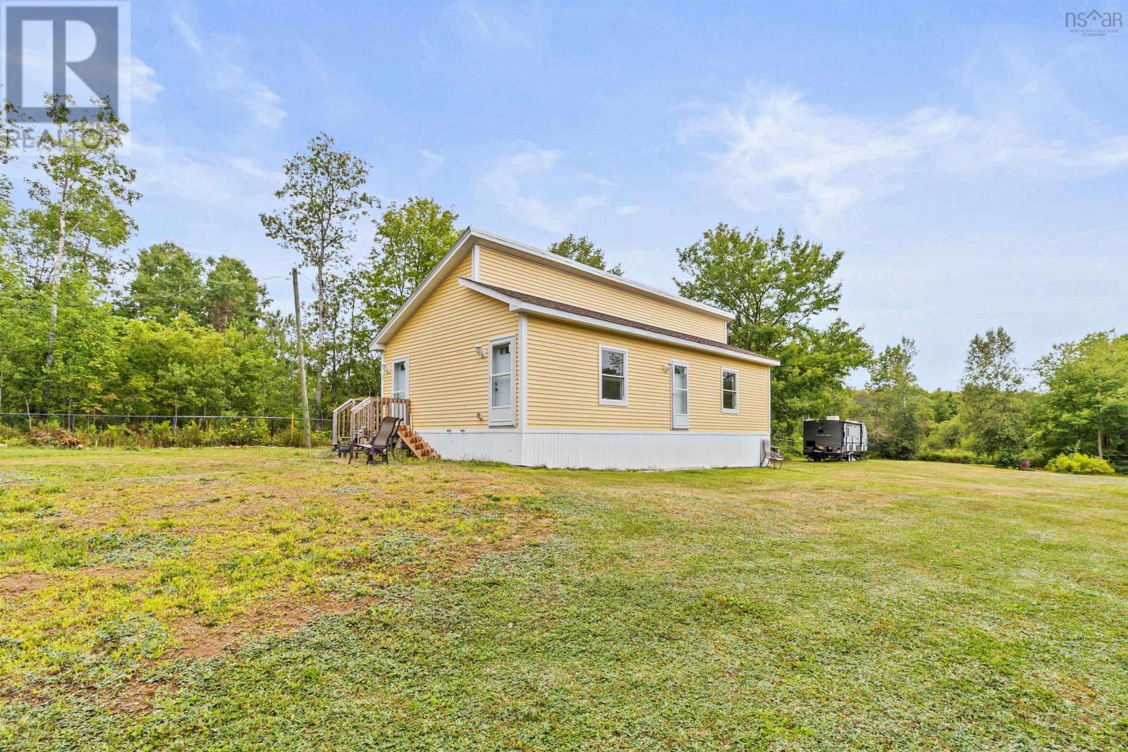 Property at 7 Mansfield Lane image 2
