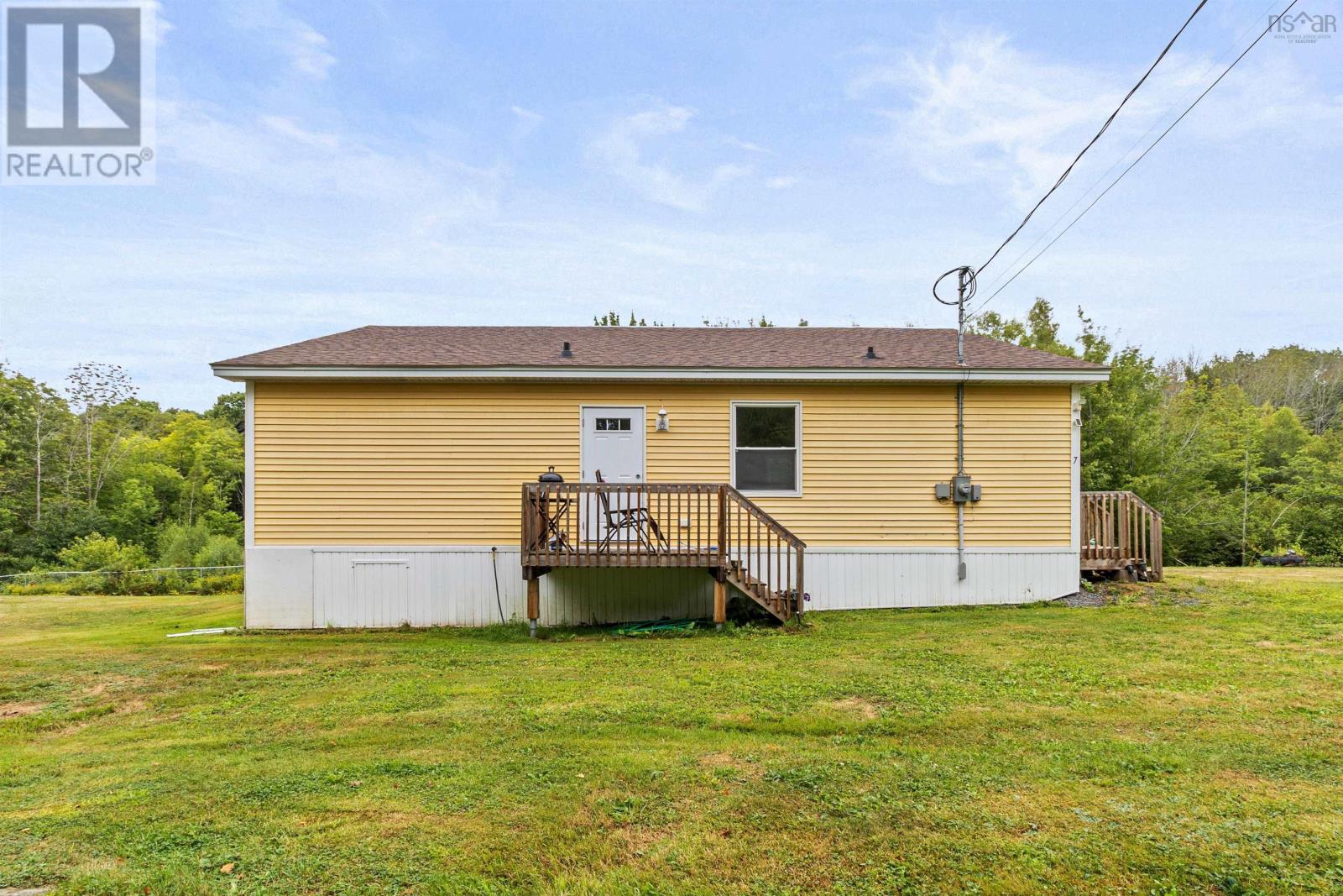 Property at 7 Mansfield Lane image 3