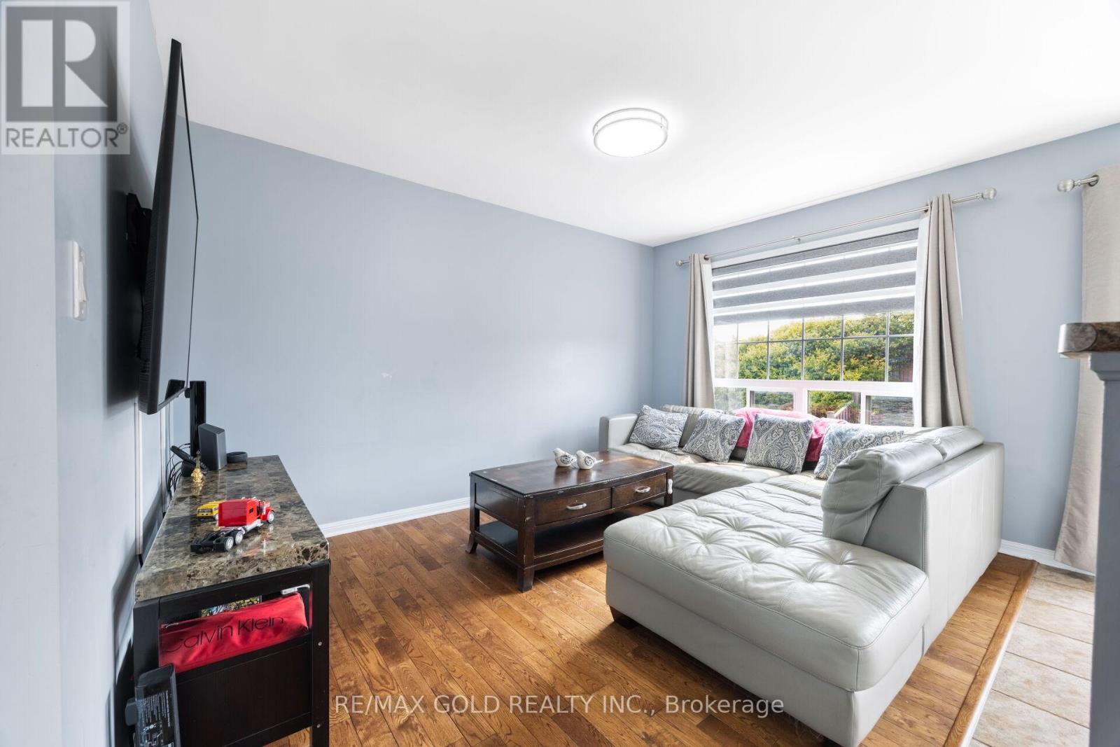 42 Murphy Road, Brampton, Ontario  L6S 0B1 - Photo 10 - W12395308