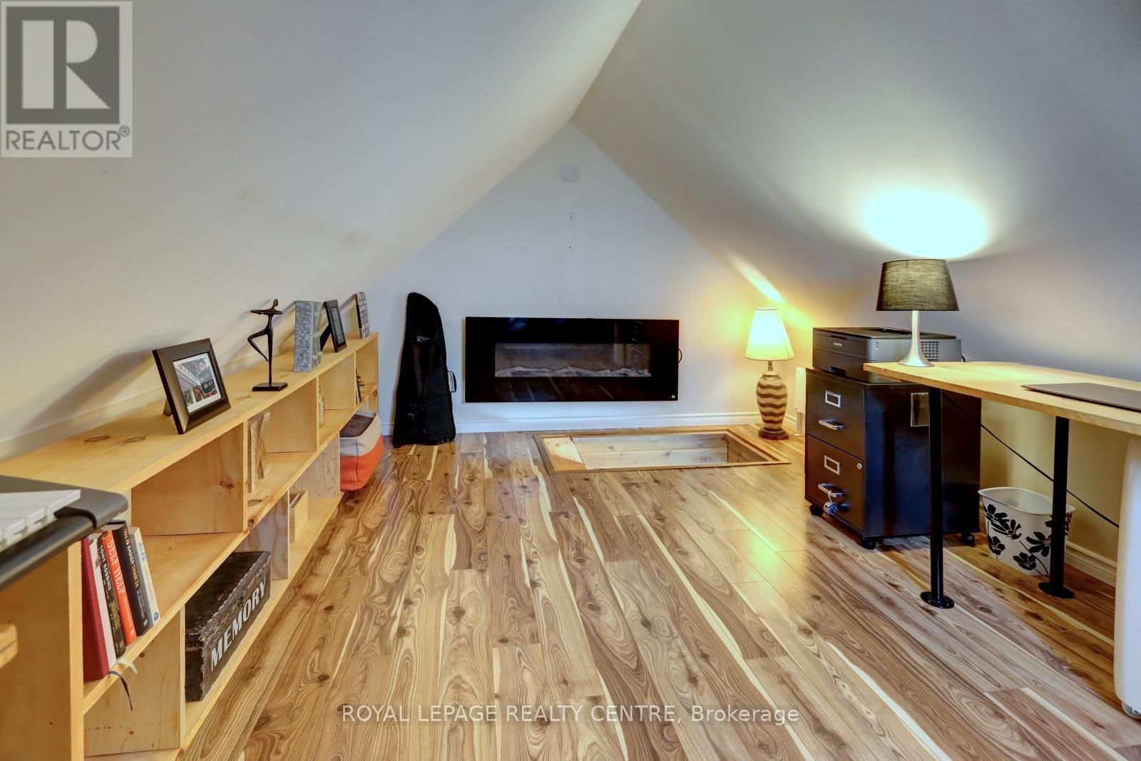 23 Wyndham Street, Toronto, Ontario  M6K 1R8 - Photo 28 - C12399244