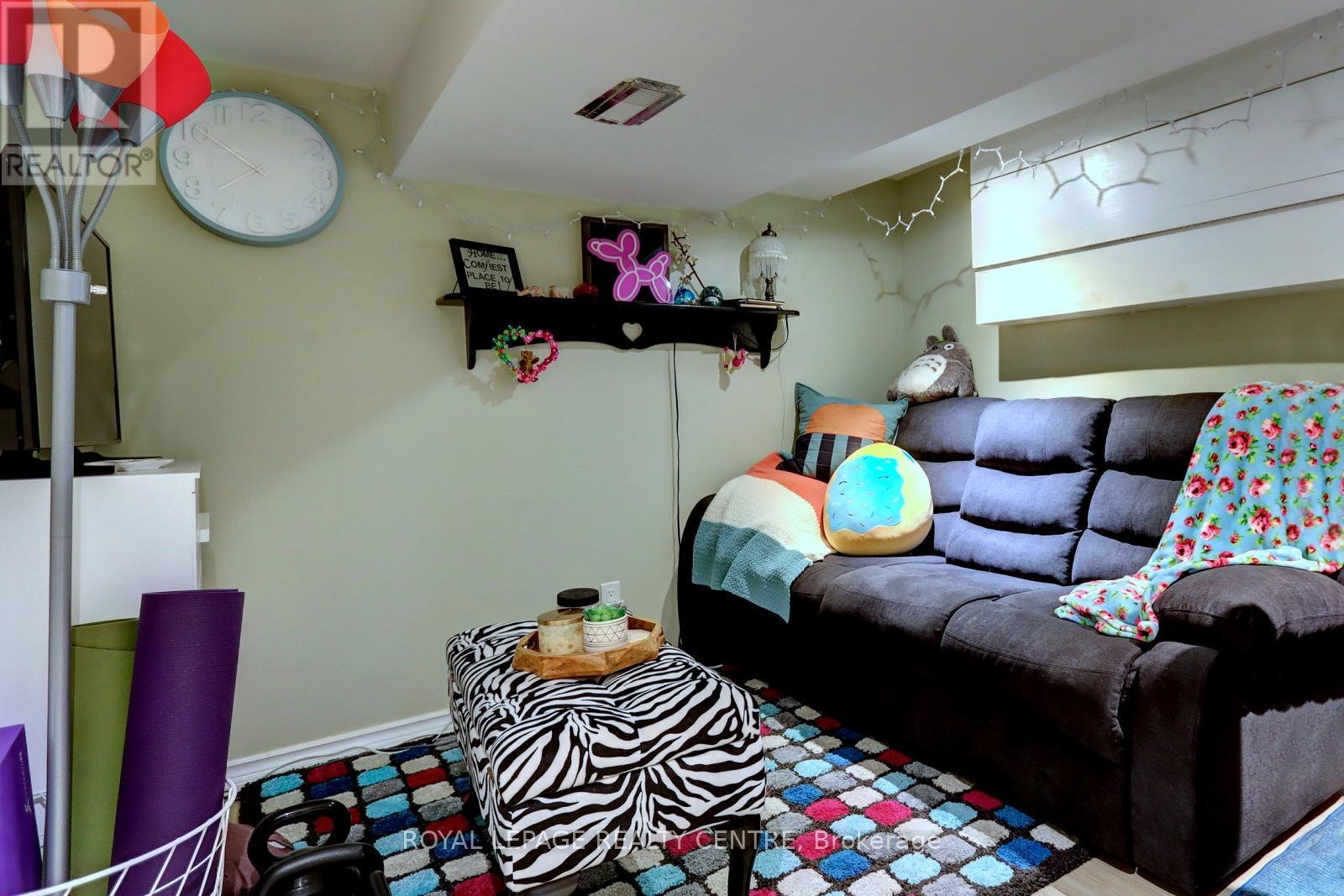23 Wyndham Street, Toronto, Ontario  M6K 1R8 - Photo 33 - C12399244