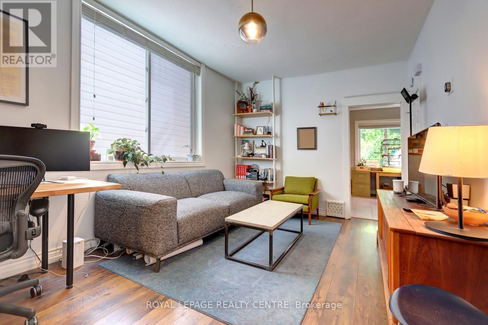 23 Wyndham Street, Toronto, Ontario  M6K 1R8 - Photo 6 - C12399244