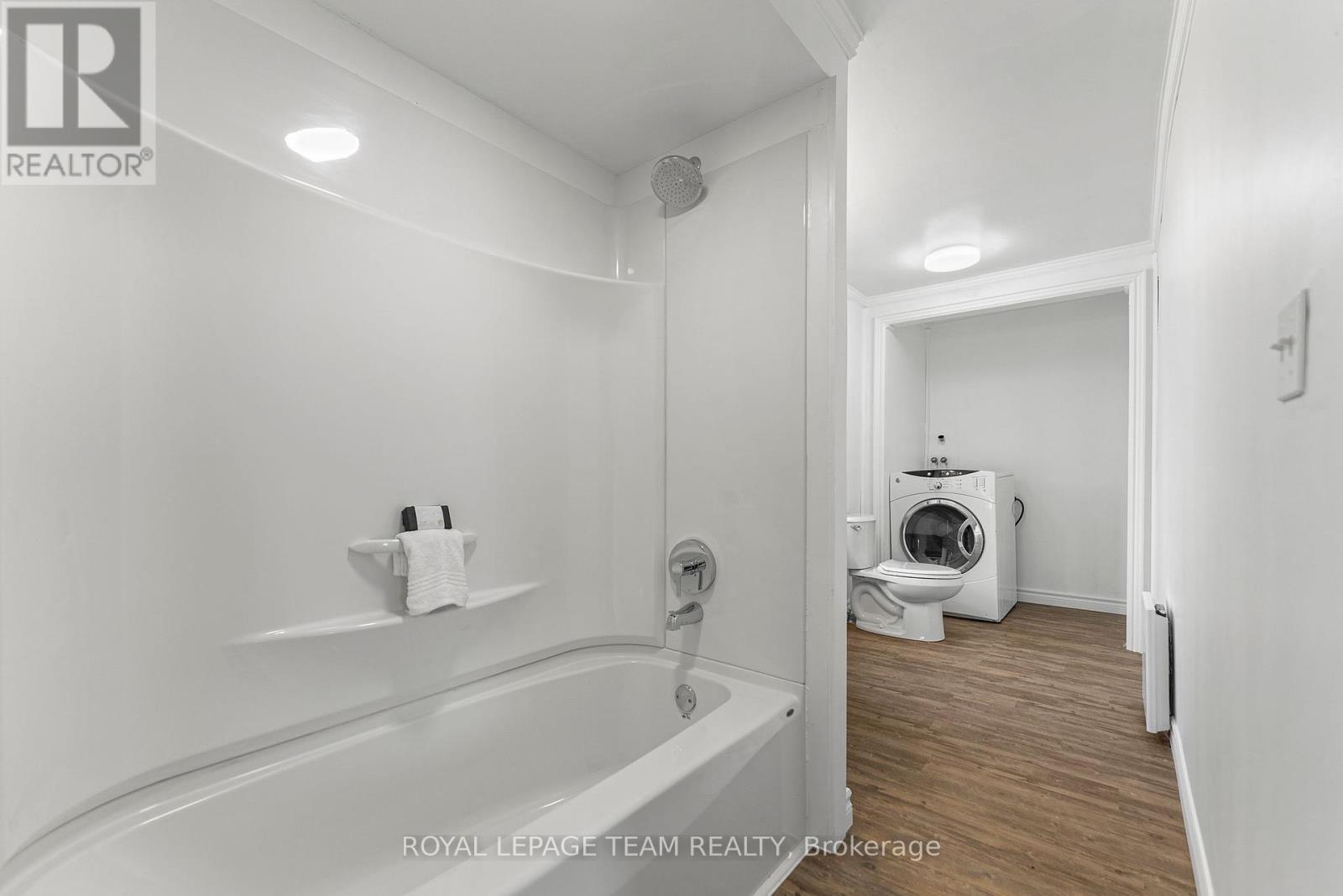 47 Bonnechere Street N, Renfrew, Ontario  K7V 1Y8 - Photo 21 - X12399235