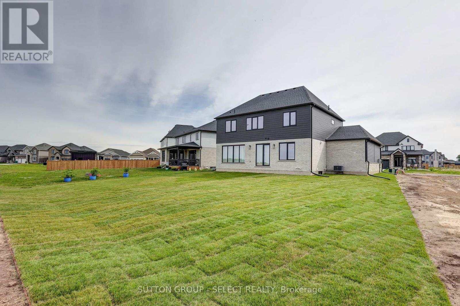 5 Sycamore Road, Southwold, Ontario  N5P 3T2 - Photo 43 - X12399402