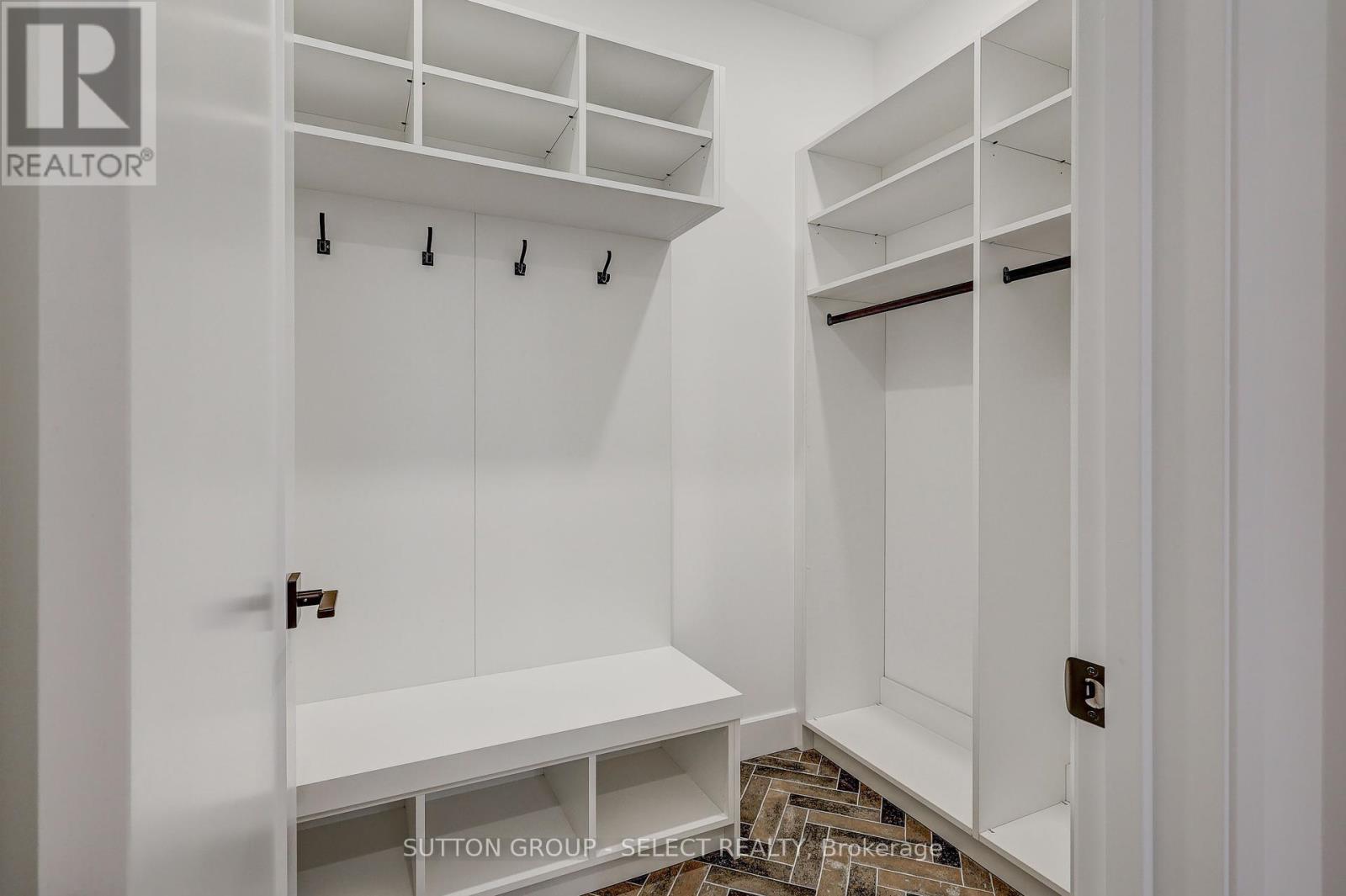 5 Sycamore Road, Southwold, Ontario  N5P 3T2 - Photo 9 - X12399402