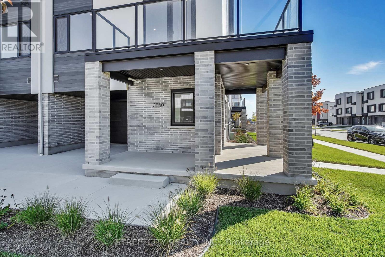 3550 EMILY CARR LANE, London South, Ontario