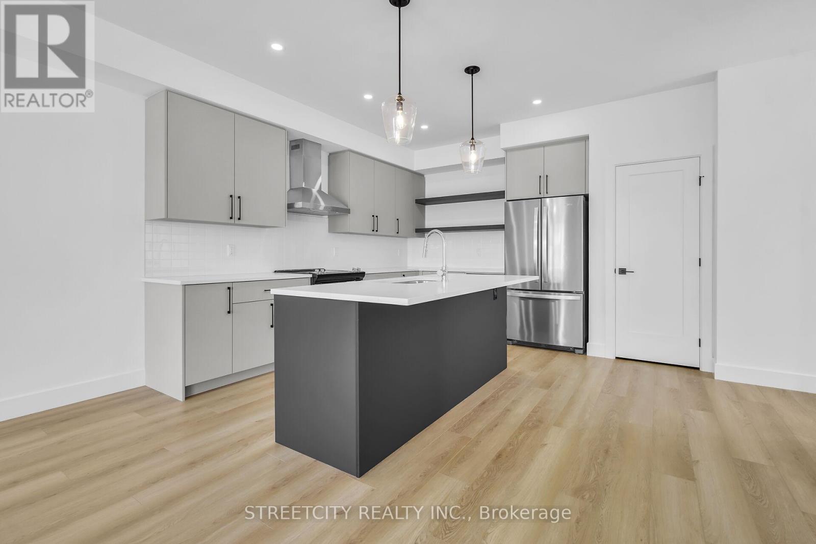 3550 Emily Carr Lane, London South, Ontario  N6L 0H8 - Photo 10 - X12399483