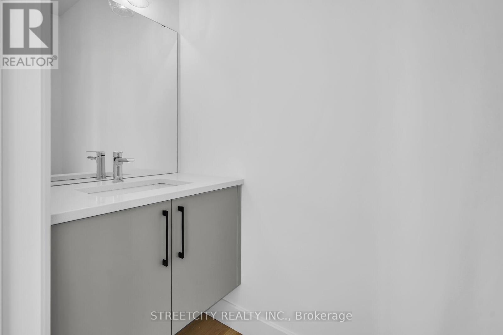 3550 Emily Carr Lane, London South, Ontario  N6L 0H8 - Photo 17 - X12399483