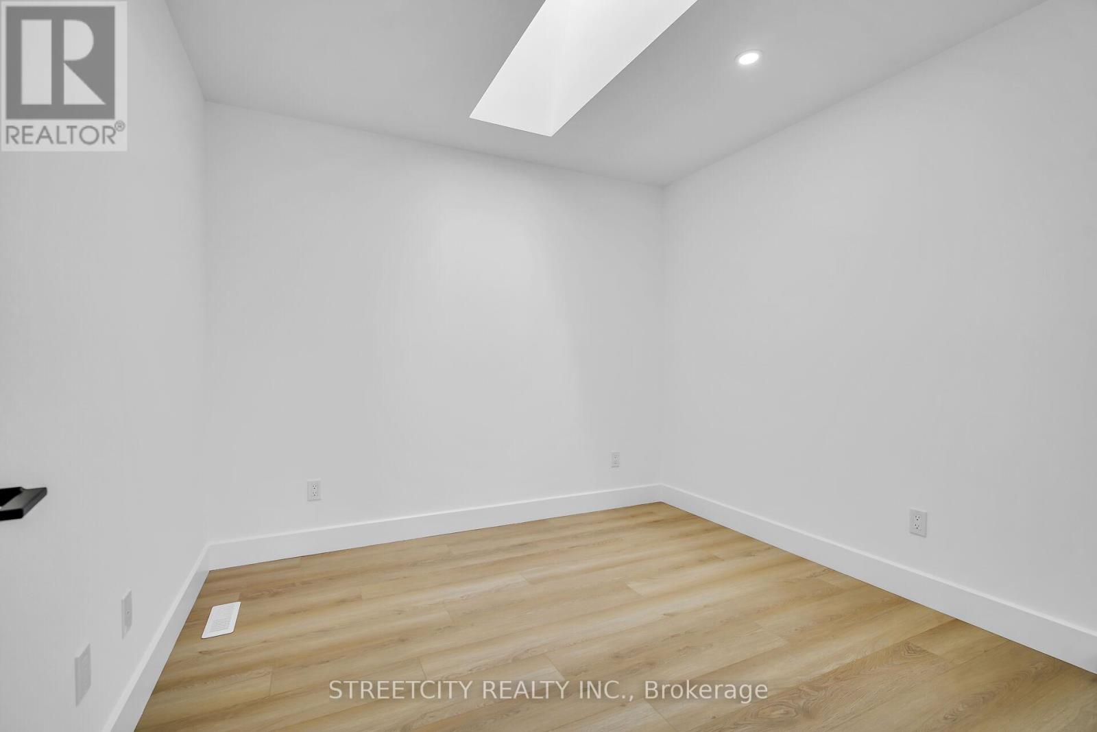 3550 Emily Carr Lane, London South, Ontario  N6L 0H8 - Photo 19 - X12399483