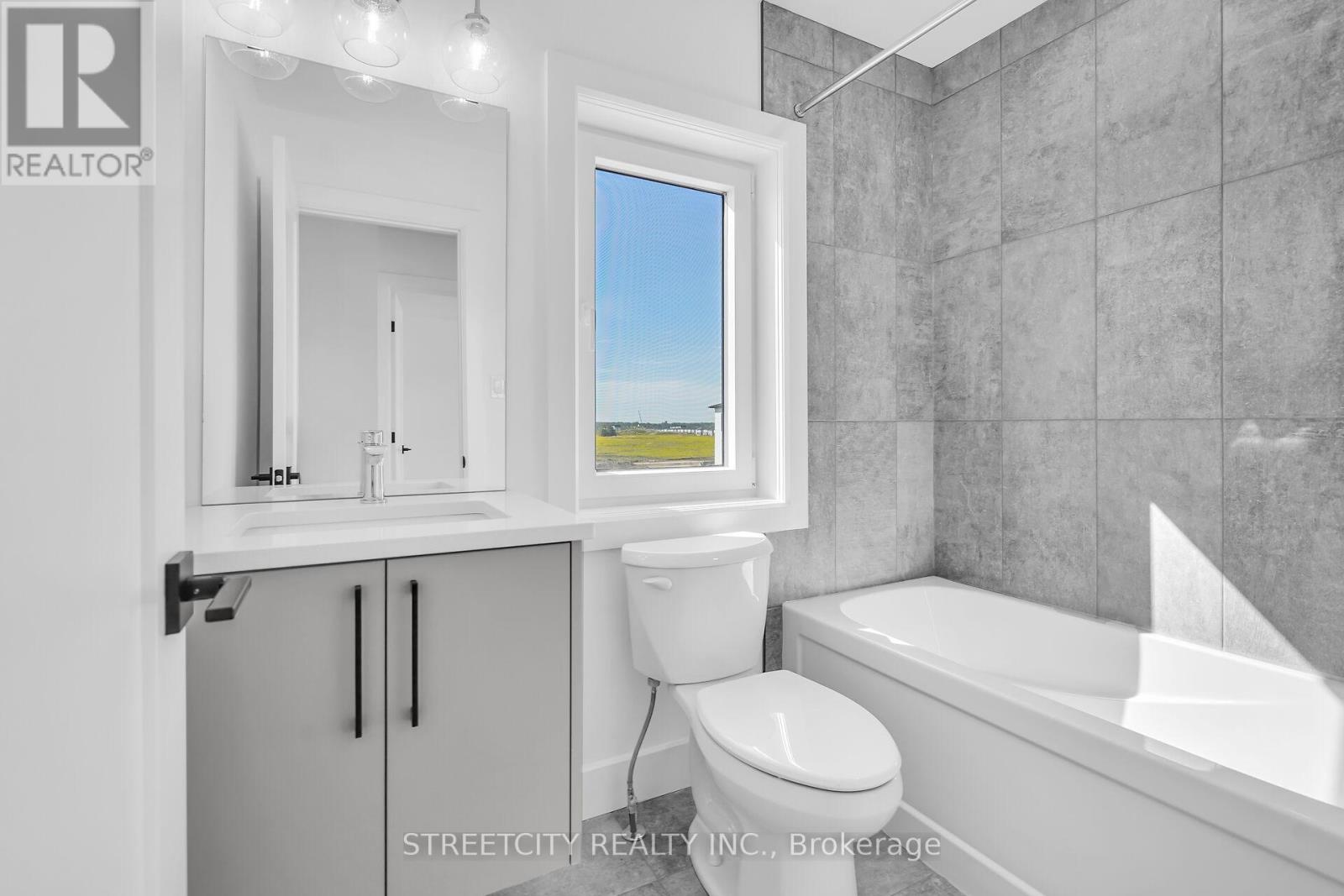 3550 Emily Carr Lane, London South, Ontario  N6L 0H8 - Photo 27 - X12399483