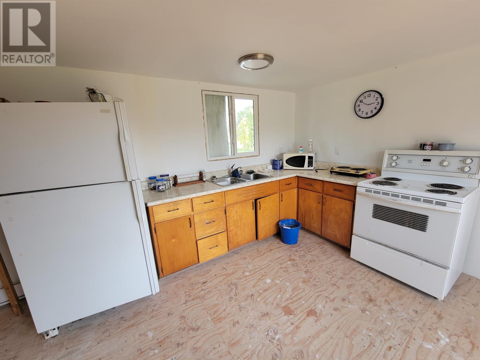 37 Jewett Rd, Stratton, Ontario  P0W 1N0 - Photo 2 - TB252899