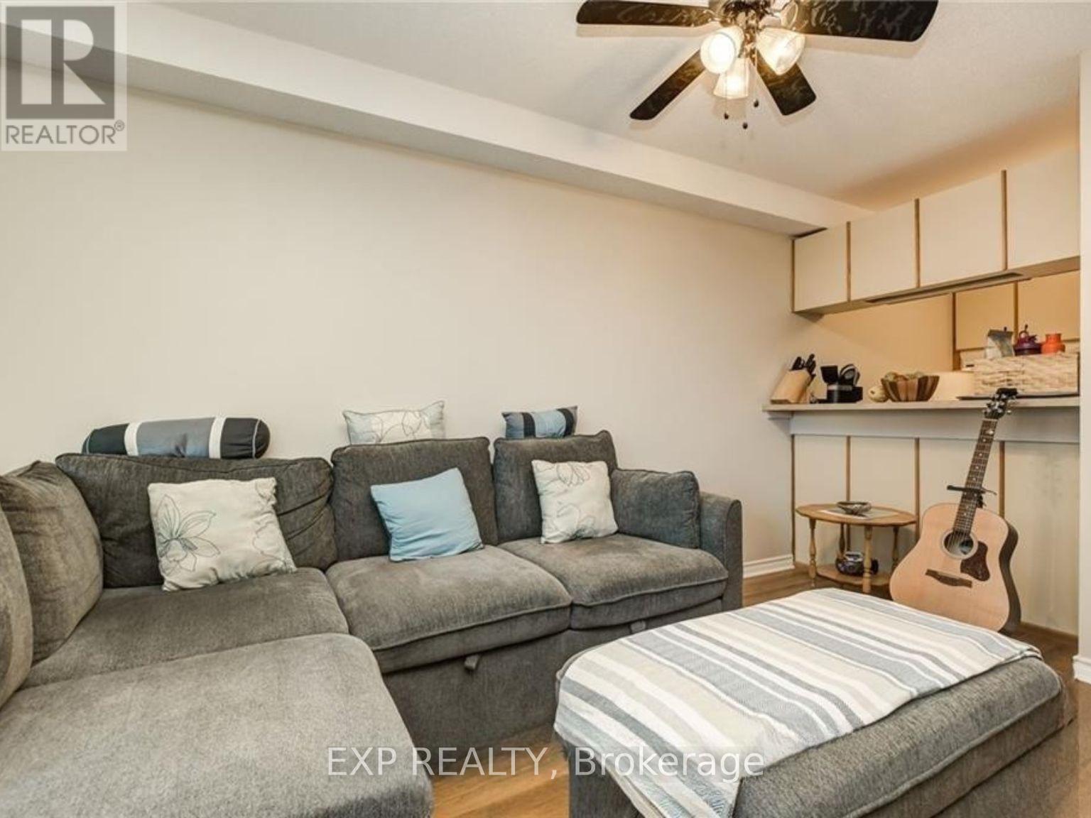 306 - 6376 Bilberry Drive, Ottawa, Ontario  K1C 4P6 - Photo 16 - X12399366