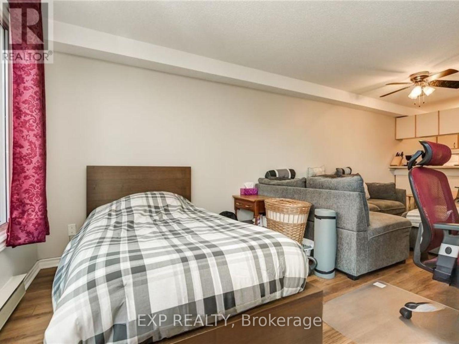 306 - 6376 Bilberry Drive, Ottawa, Ontario  K1C 4P6 - Photo 18 - X12399366