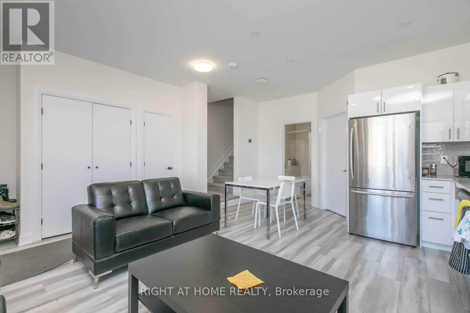 1558-1562 Baseline Road, Ottawa, Ontario  K2C 0B3 - Photo 6 - X12399451