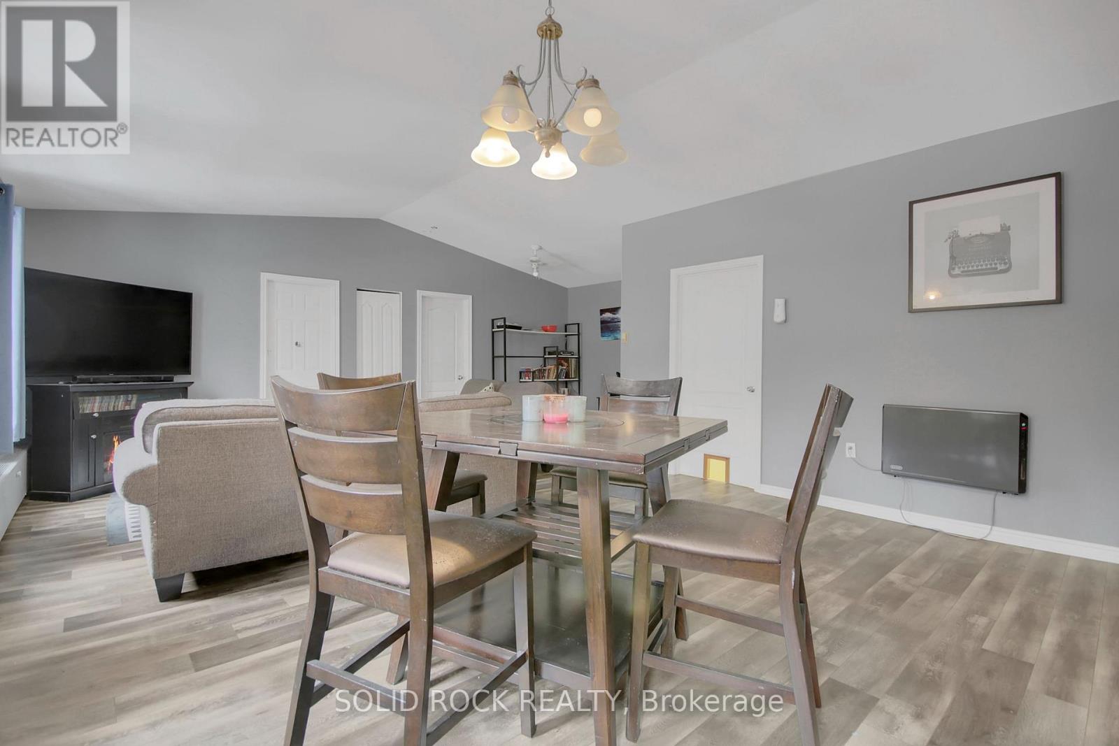 2855a Highway 132 Road, Admaston/bromley, Ontario  K7V 3Z7 - Photo 21 - X12399487